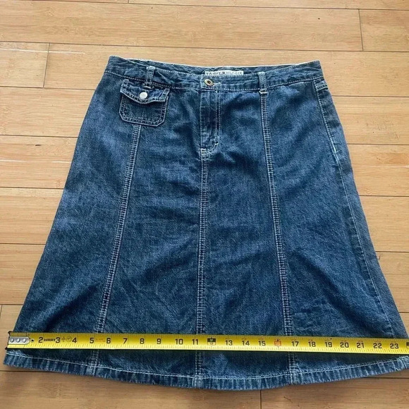 Tommy Hilfiger Denim A-line Hi-low Skirt. sz 8 - Picture 6 of 12